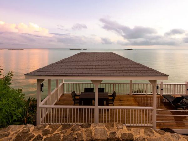 Luxury Four Bedroom Villa Turks Turtle Tail