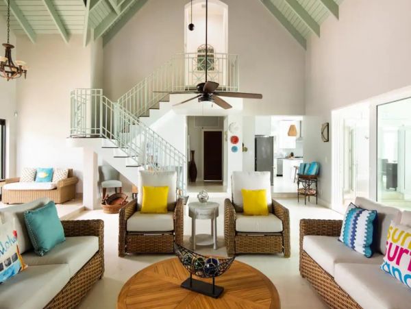 Luxury Four Bedroom Villa Turks Turtle Tail