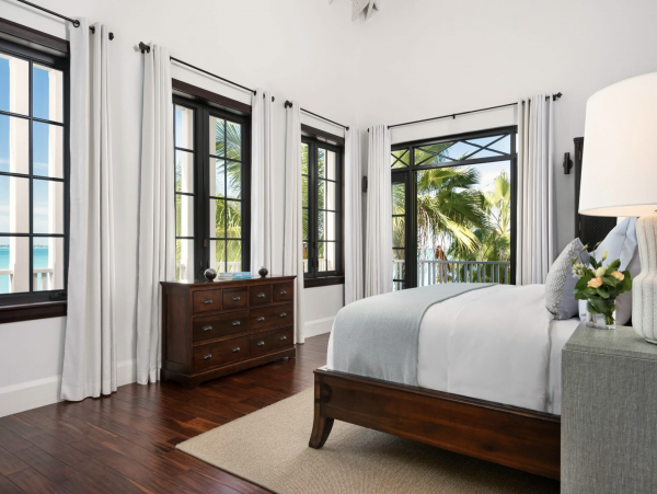 Turks & Caicos Luxury 5 Bedroom Vacation Rental Sleeps 10