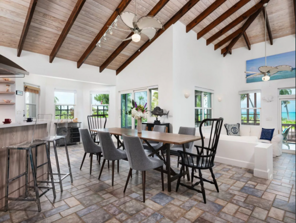Turks & Caicos Beachfront Villa On World Famous Grace Bay