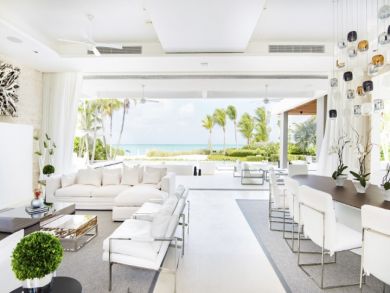 Beachfront Luxury Six Bedroom Villa in Turk and Caicos