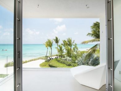 Beachfront Luxury Six Bedroom Villa in Turk and Caicos