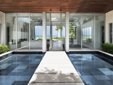 Beachfront Luxury Six Bedroom Villa in Turk and Caicos