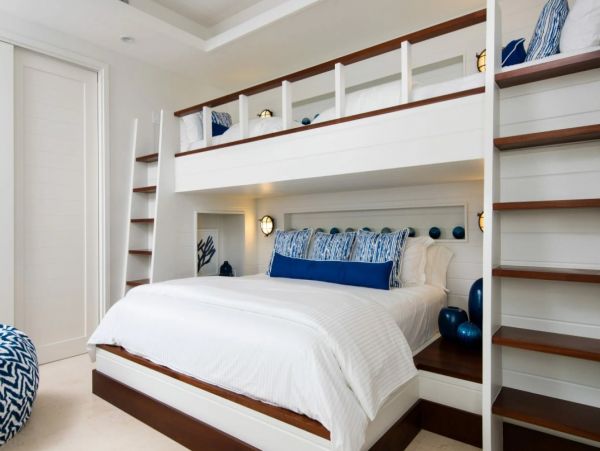 Luxury Beachfront 11 Bedroom Estate Turks & Caicos