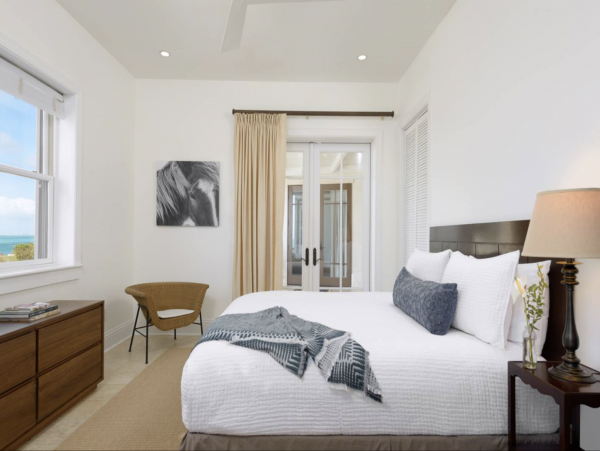 Turks & Caicos 6 Bedrooms Vacation Home