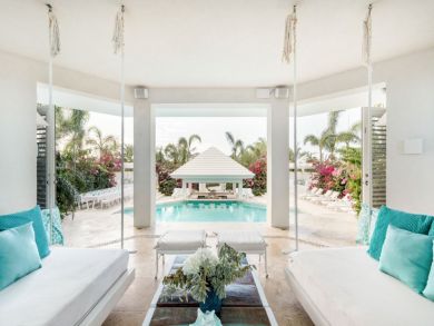 Turk and Caicos Luxury Eight Bedroom Vacation Villa