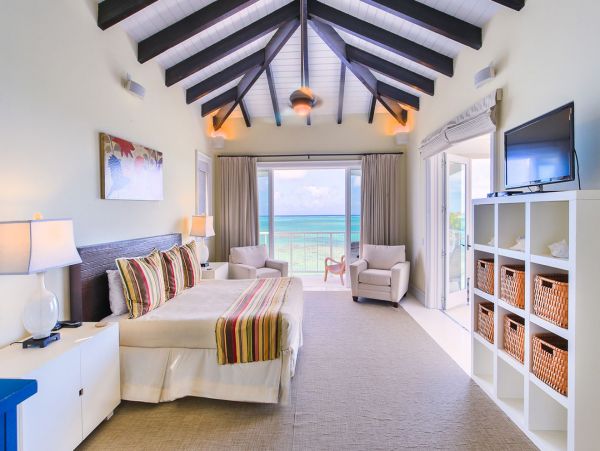 Oceanfront Turks and Caicos Luxury Pool Home