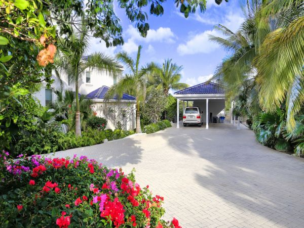 Oceanfront Turks and Caicos Luxury Pool Home