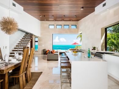 Luxury two bedroom beachfront