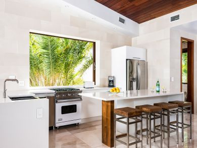 Luxury two bedroom beachfront