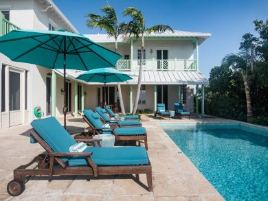 Luxury Four Bedroom Vacation Home in Turks & Caicos Sleeps 8 Luxury Four Bedroom Vacation Home in Turks & Caicos Sleeps 8
