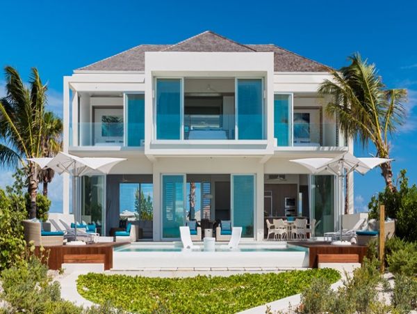Turks & Caicos Stunning Vacation Pool Home on Beach
