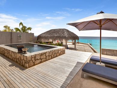 Bonaire Home 898494