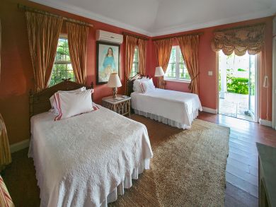 Bahamas Home 898498