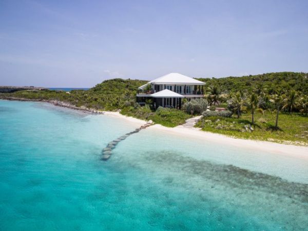 Luxurious Private Island in Bahamas
