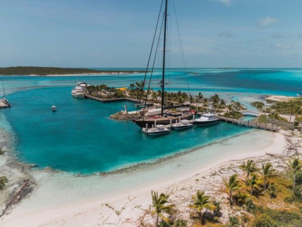 Luxurious Private Island in Bahamas