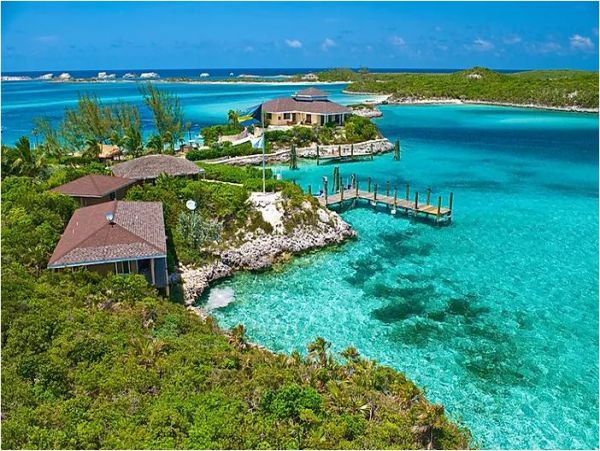 Spectacular OceanfrontBahamas Luxury Vacation Villas 13 Bedrooms