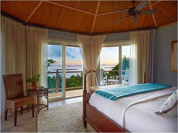 Spectacular OceanfrontBahamas Luxury Vacation Villas 13 Bedrooms