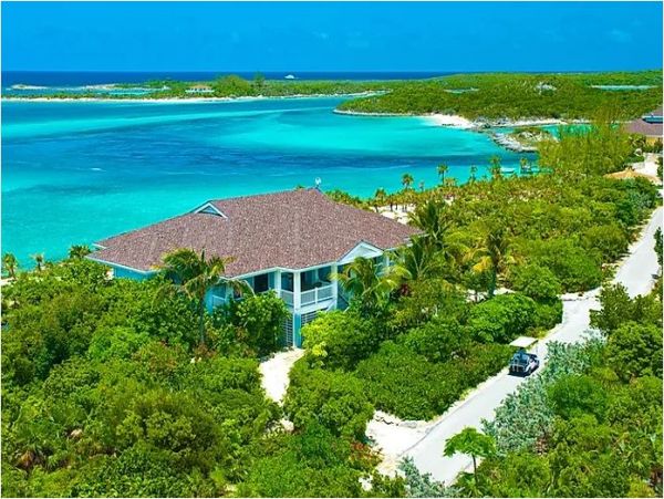 Spectacular OceanfrontBahamas Luxury Vacation Villas 13 Bedrooms