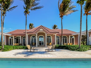Beachfront Grand Bahama Luxury Villa