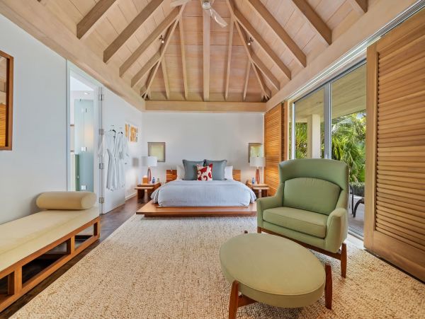 Mid-Century Oasis Steps from Beach