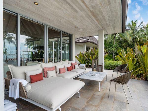 Mid-Century Oasis Steps from Beach