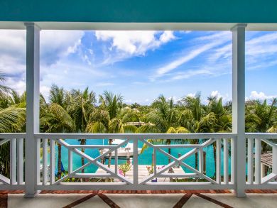 Bahamas Home 898523