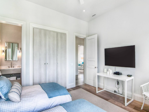 Beachfront 3 Bedroom Vacation Rental Full Ocean Views