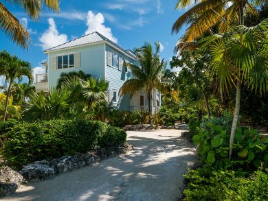 Bahamas Home 898532