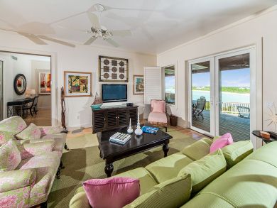 Bahamas Home 898535