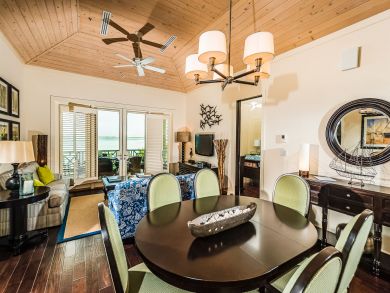 Bahamas Home 898540