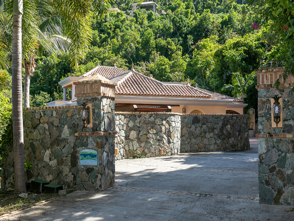 Beautiful Villa with Panoramic Ocean Views in Peter Bay,  St John Island.