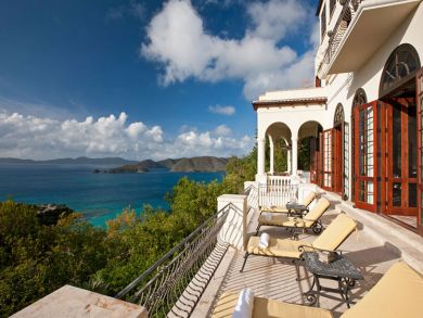 Private Pool Views and Five bedroom rent a Villa.
