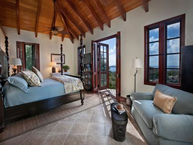 Private Pool Views and Five bedroom rent a Villa.