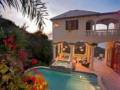 Private Pool Views and Five bedroom rent a Villa.