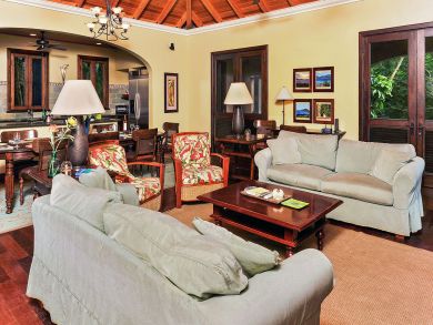 Magnificent Villa Perched Above the North Shore