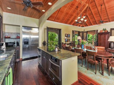 Magnificent Villa Perched Above the North Shore