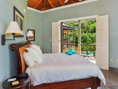 Magnificent Villa Perched Above the North Shore