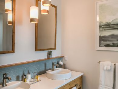 St John house for Rent call Today. St John house for Rent call Today.