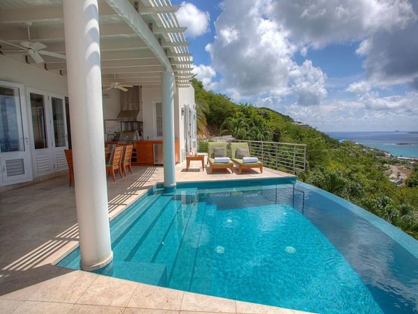 Luxury Vacation Villa in St. Thomas