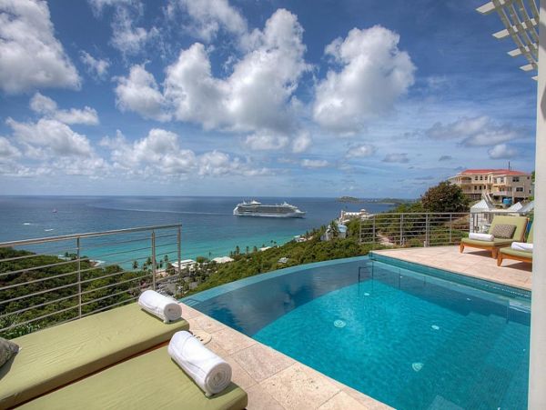 Luxury Vacation Villa in St. Thomas