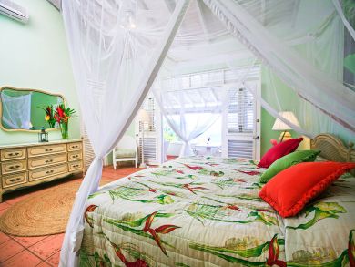 St. Lucia Home 898621