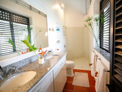 St. Lucia Home 898636
