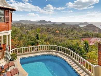 St. Lucia Home 898637