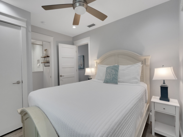Luxury Siesta Key Six bedroom Pool Home