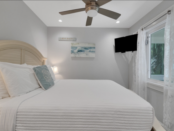 Luxury Siesta Key Six bedroom Pool Home