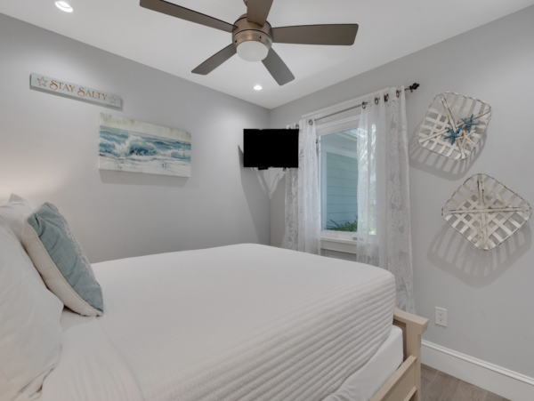 Luxury Siesta Key Six bedroom Pool Home
