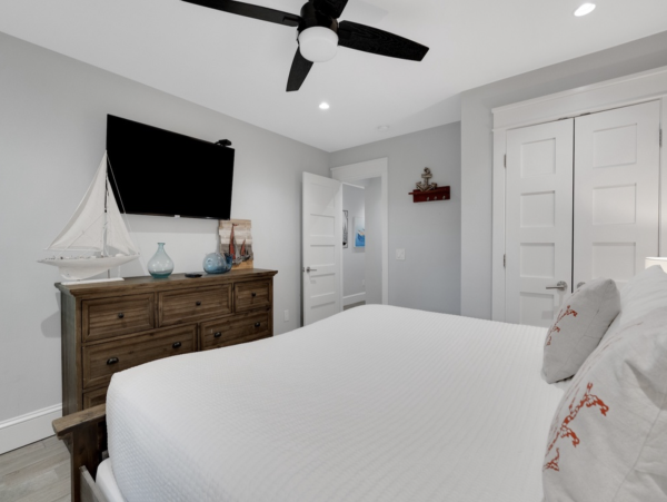 Luxury Siesta Key Six bedroom Pool Home