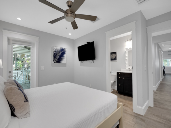 Luxury Siesta Key Six bedroom Pool Home