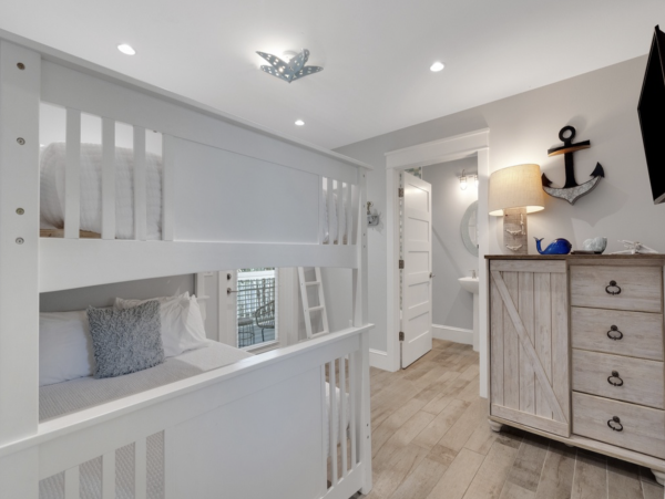 Luxury Siesta Key Six bedroom Pool Home